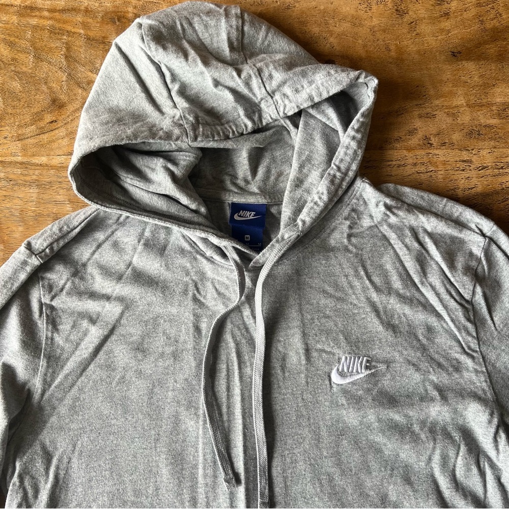 Nike pullover long sleeve hoodie